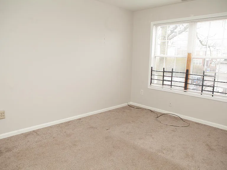 21 Jacob St #2 — Photo 10