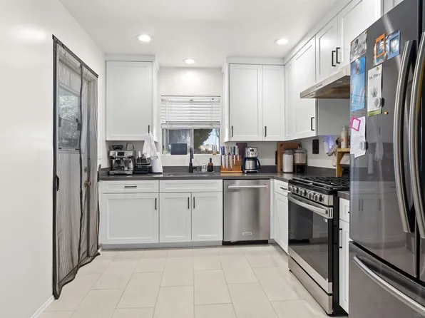 3327-3329 41st St, San Diego, CA 92105