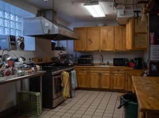 711 W Grand River Ave, East Lansing, MI 48823