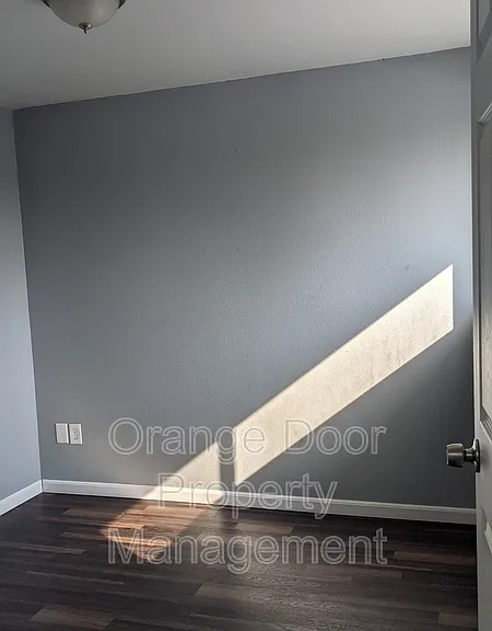 1613 Wheeler St S — Photo 5