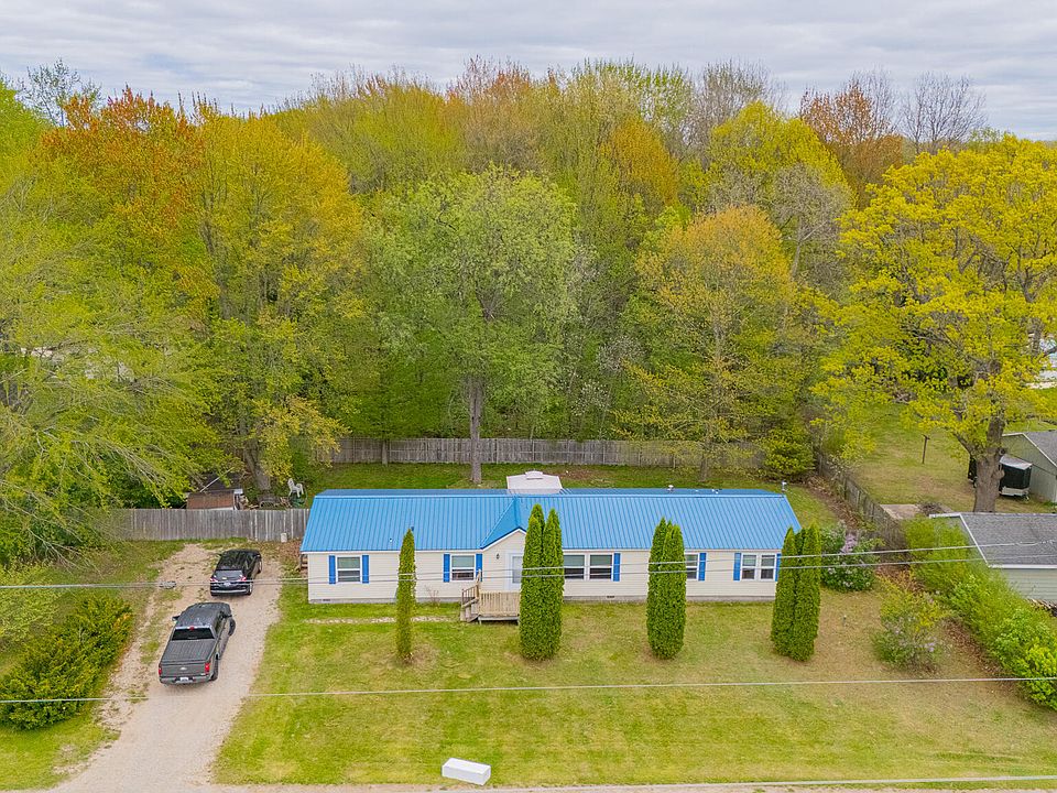 1st image of 299 Cloverleaf Ln