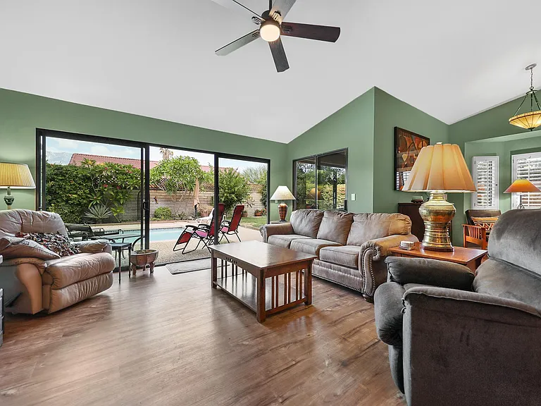 30769 Susan Dr — Photo 7