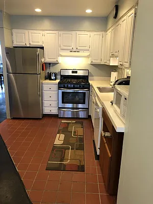 Sold by Weichert Manhattan Midtown | media 11