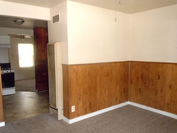4th image of 1221 22nd St