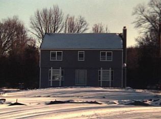 5 Hedge Mdw, Newtown, CT 06470