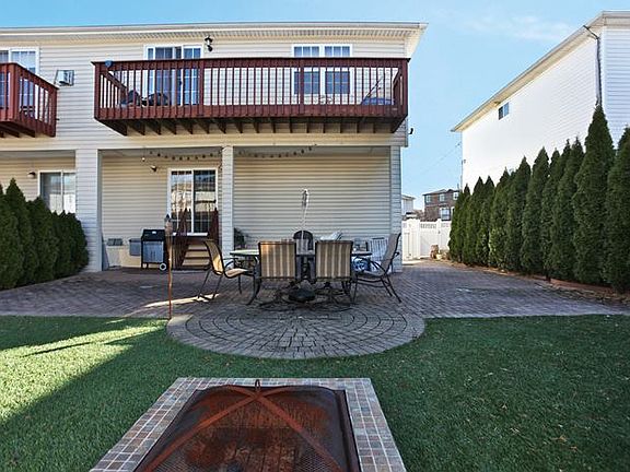 2nd image of 7119 Bergen Ct ## 2