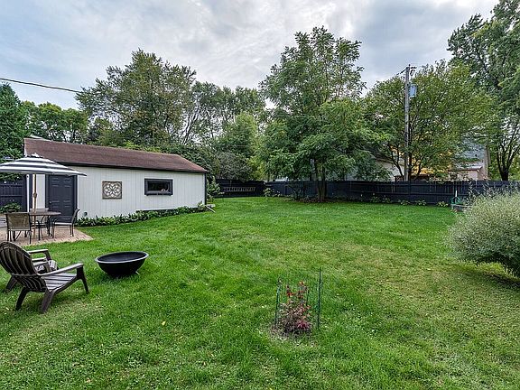 5th image of 2451 Churchill St