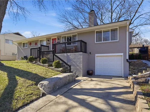5312 N Jackson Ave, Kansas City, MO 64119