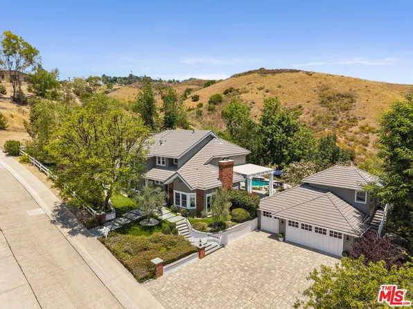 10 Holster Ln, Bell Canyon, CA 91307