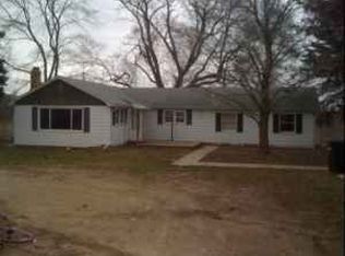 27093 55 1/2 St, Bangor, MI 49013