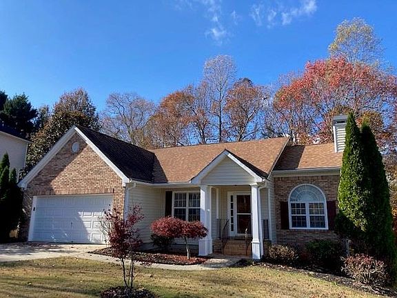 2nd image of 814 Eagle Glen Xing