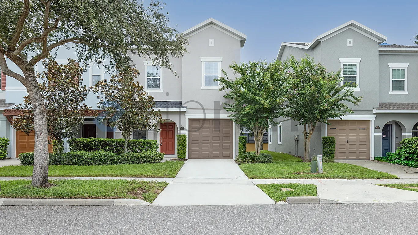 3 bed, 2.5 bath, 1817 sqft, $2,500 — Photo 1