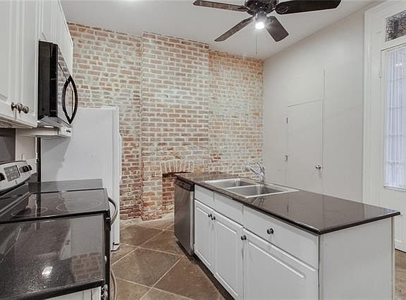 4th image of 607 Barracks St APT 2