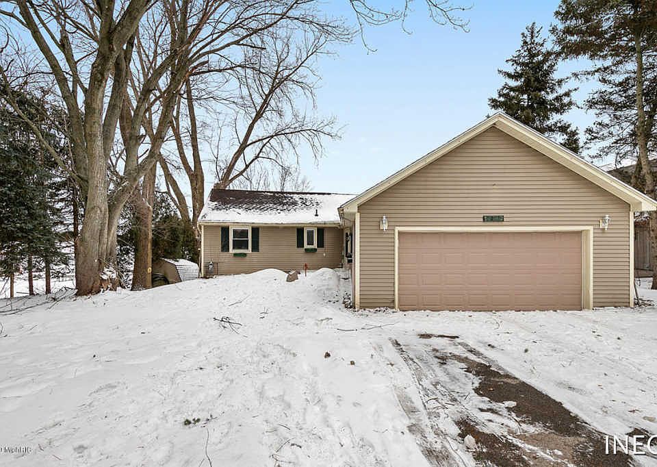 1st image of 17772 Westbrook Dr