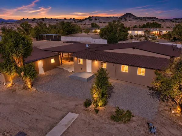 8 Los Sandovales, Pena Blanca, NM 87041
