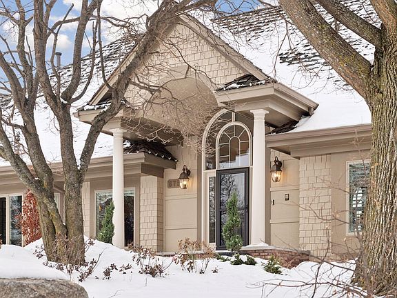 2nd image of 675 Navajo Rd W