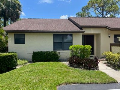 61 Macadamia Court, Royal Palm Beach, FL, 33411