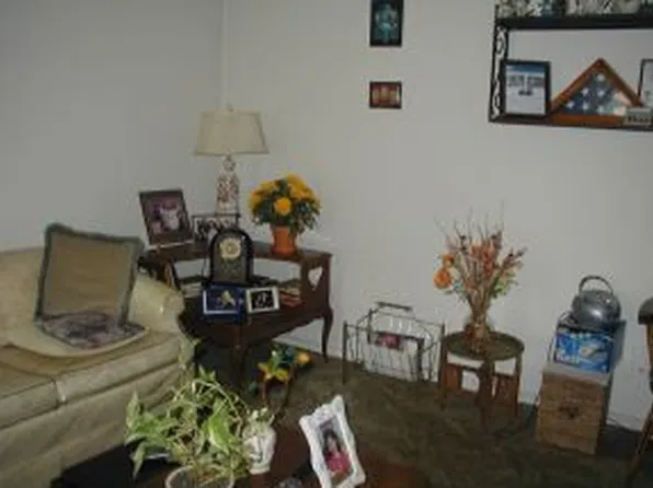 702 Kathleen Place image 1 of 5