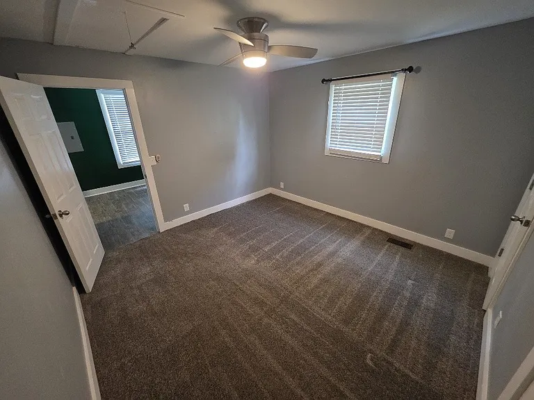 325 Cherry St — Photo 10