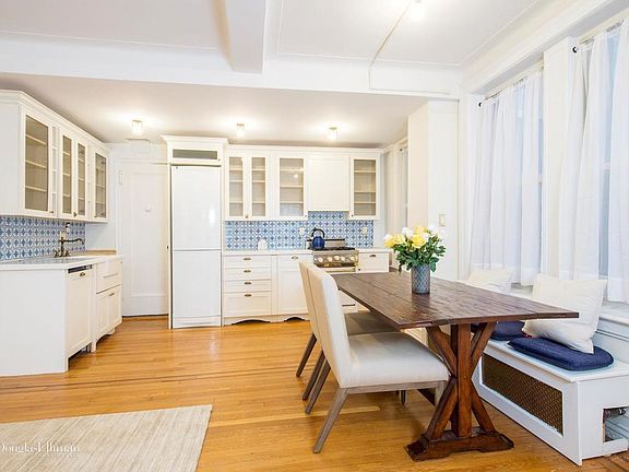 5th image of 41 W 72nd St APT 6H