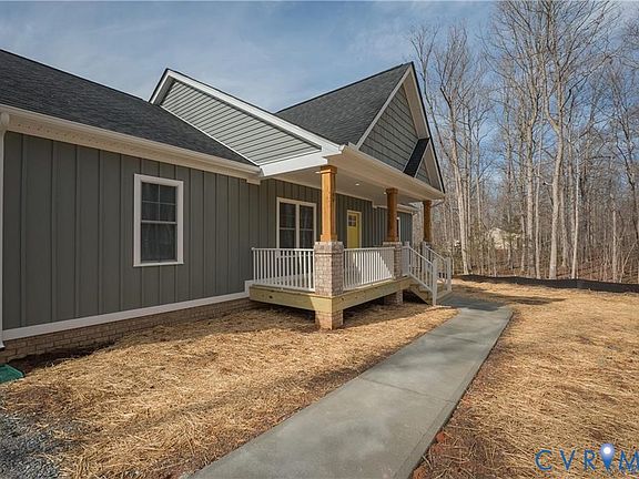 3rd image of 2223 Ridge Rd