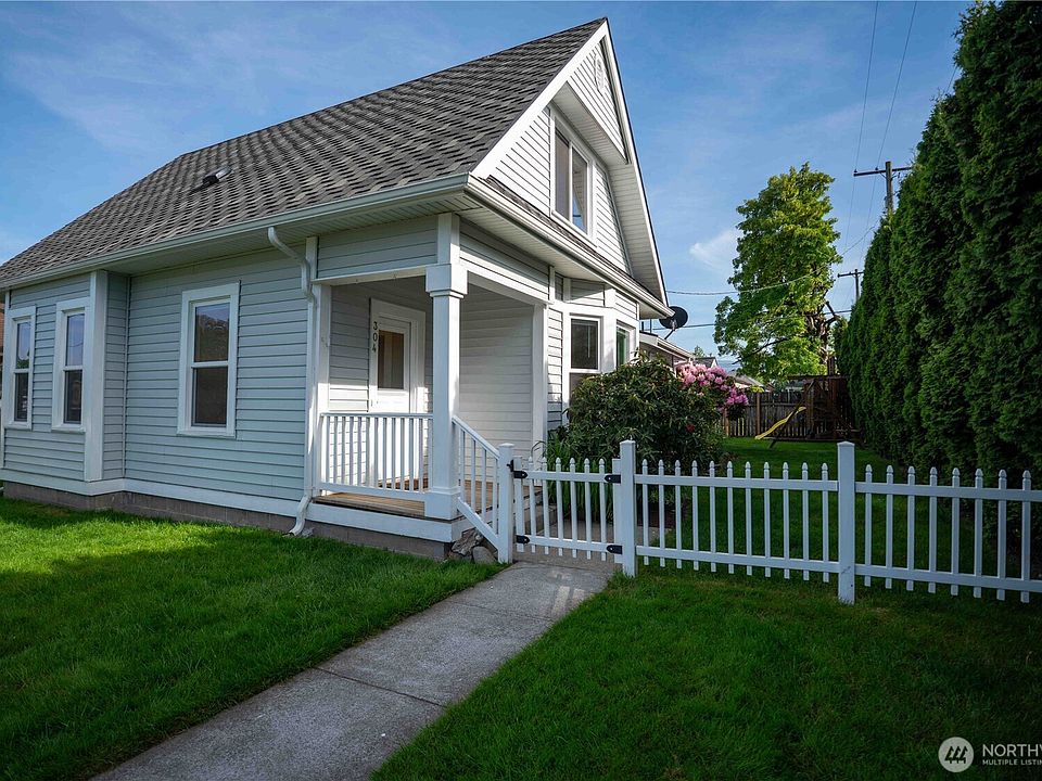 1st image of 304 Sumas Ave