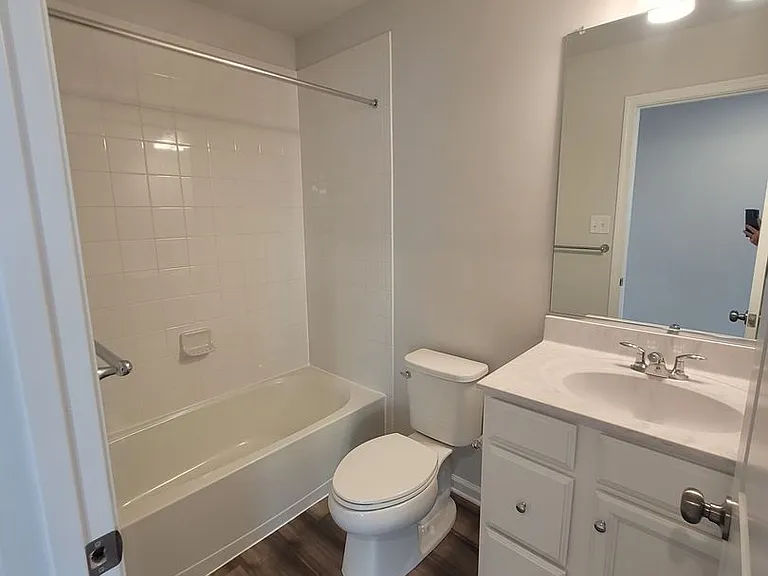 220 Bulkhead Pl — Photo 16
