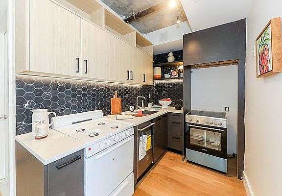 3rd image of 200 Linden Blvd #1E