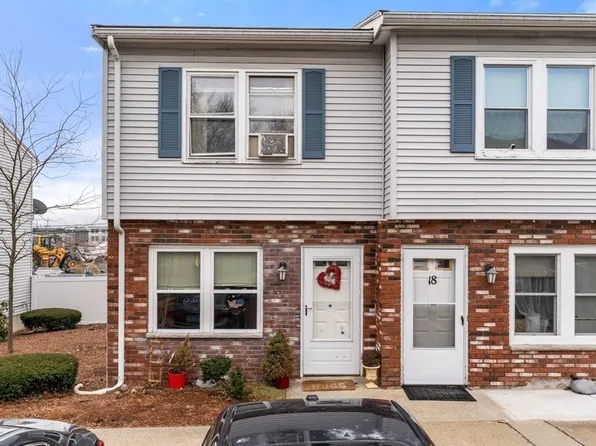 250 Congress Ave APT 17, Chelsea, MA 02150