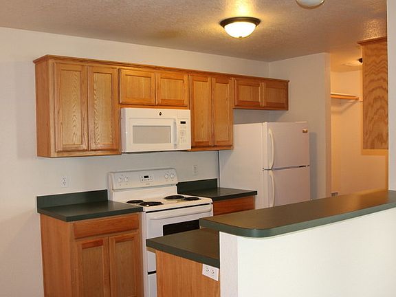4th image of 8030 W Elizabeth Ln