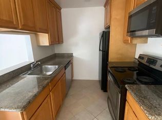 1105 Capuchino Ave APT 2, Burlingame, CA 94010