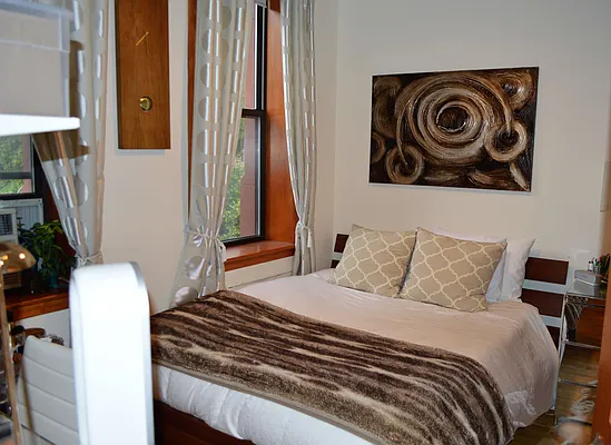 Rented by OvCo Realty | media 20