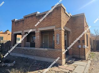 2110 Coal Pl SE, Albuquerque, NM 87106