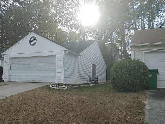 2nd image of 6530 Eastbriar Dr
