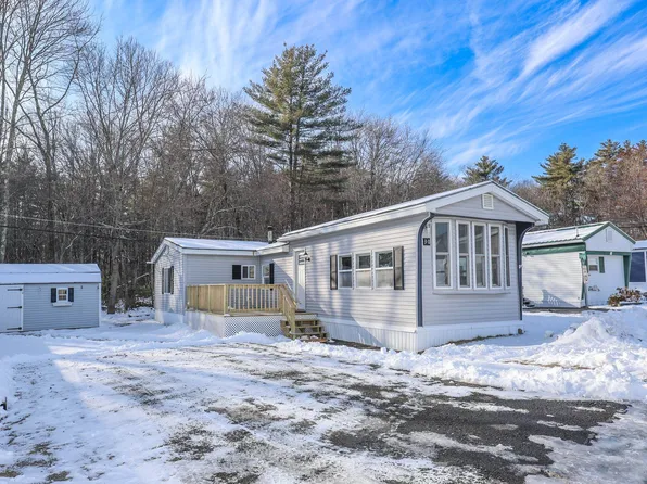 30 Barksdale Avenue, Londonderry, NH 03053