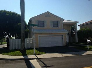 620 Royal Palm Way, Davie, FL 33325