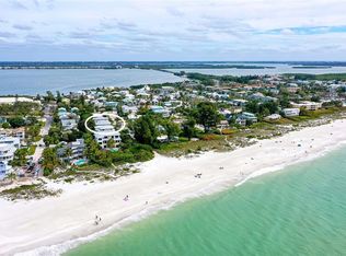 118 46th St, Holmes Beach, FL 34217
