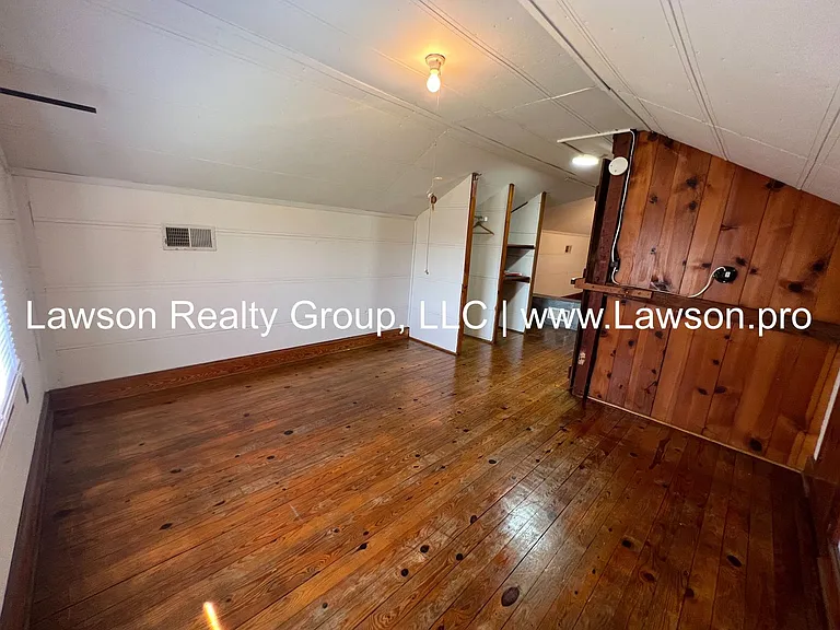 3119 King St NE — Photo 30