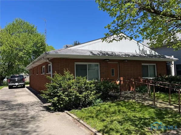 134 W Indiana St, Edgerton, OH 43517