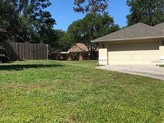 2nd image of 23844 Forest Green Pl