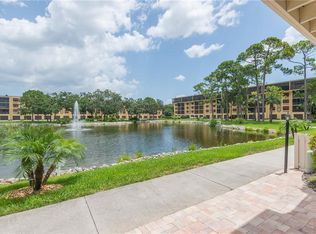 8203 Eagles Park Dr N, Saint Petersburg, FL 33709