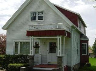 8453 W Cold Spring Rd, Greenfield, WI 53228