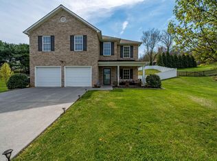 1378 Glen Abbey Way, Johnson City, TN 37615