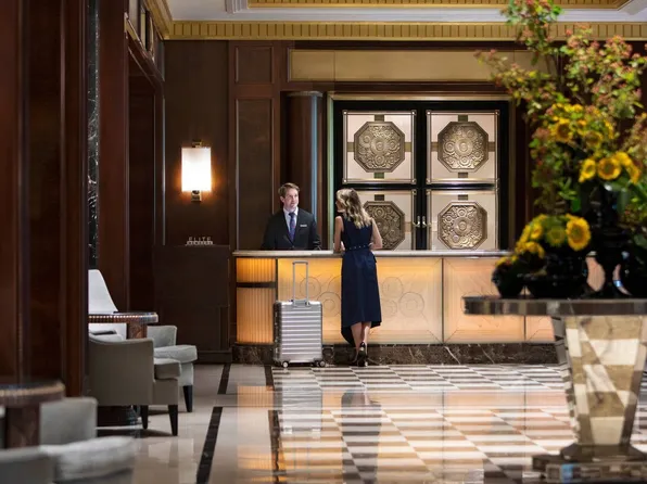 160 Central Park South image 8 of 13