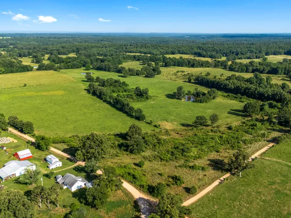 1499 County Road 380, Koshkonong, MO 65692