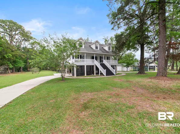 5039 Cole Dr W, Mobile, AL 36619
