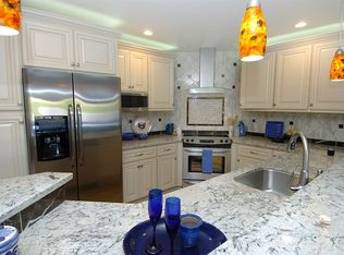 1300 Singingwood Ct APT 5, Walnut Creek, CA 94595
