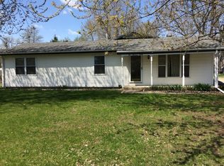 130 N 5th Ave, Coal City, IL 60416