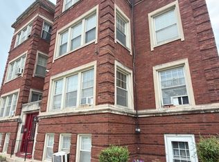 212 S 5th Ave APT C6, Maywood, IL 60153
