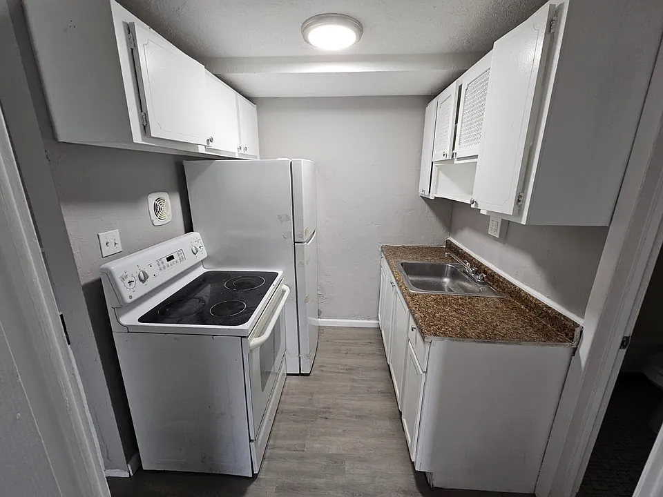 13420 Euclid Ave #203